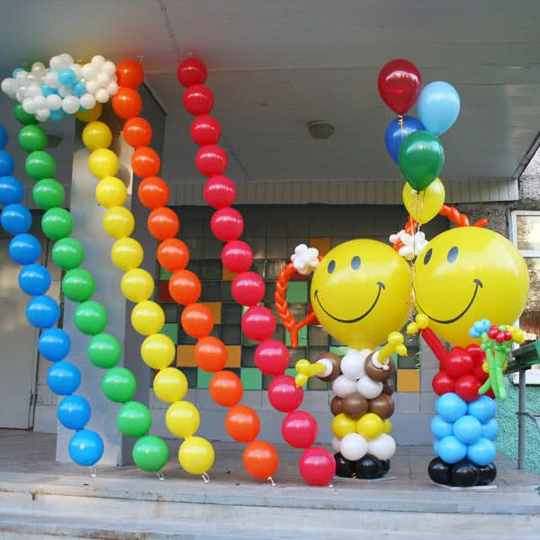 Оформление шарами на 1 сентября в Москве недорого - Планета шаров