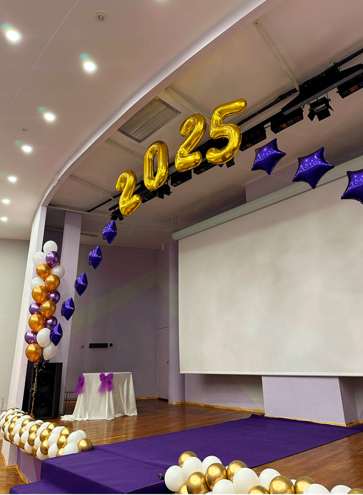 Оформление шарами выпускного в школе