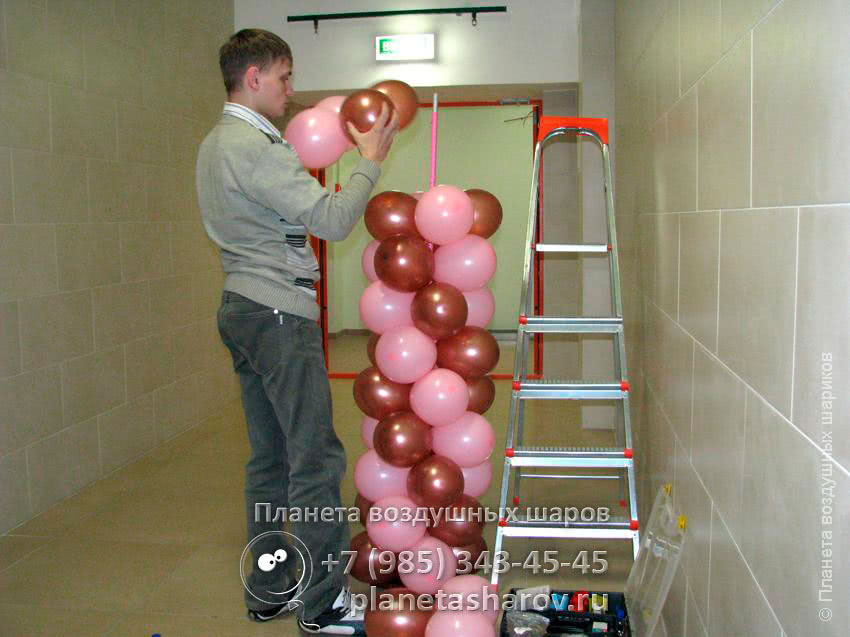 Украшение магазина шарами