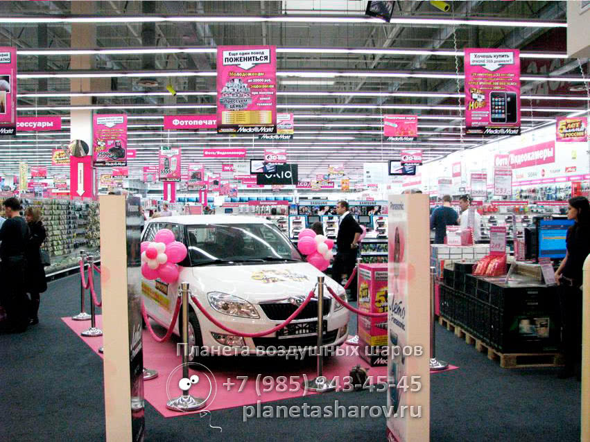 Оформление открытия магазина шарами