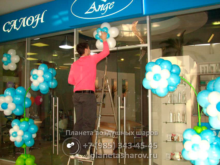 Украшение открытия магазина шарами Украшение открытия магазина шарами