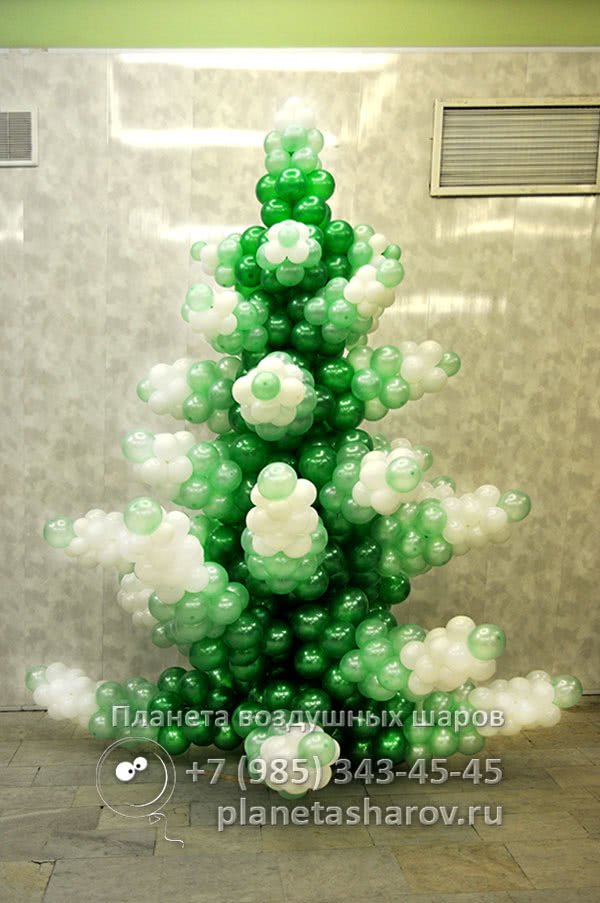Большая елка из шаров Большая елка из шаров