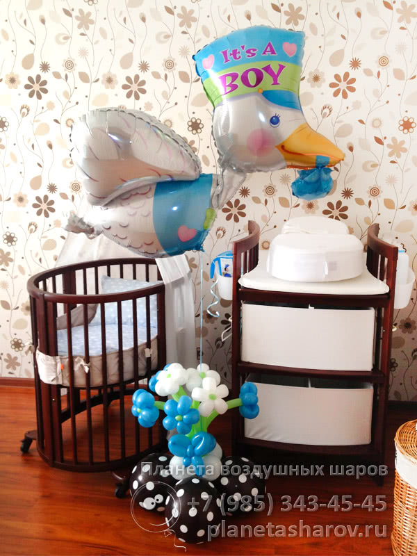 Воздушные шары на встречу мальчика из роддома