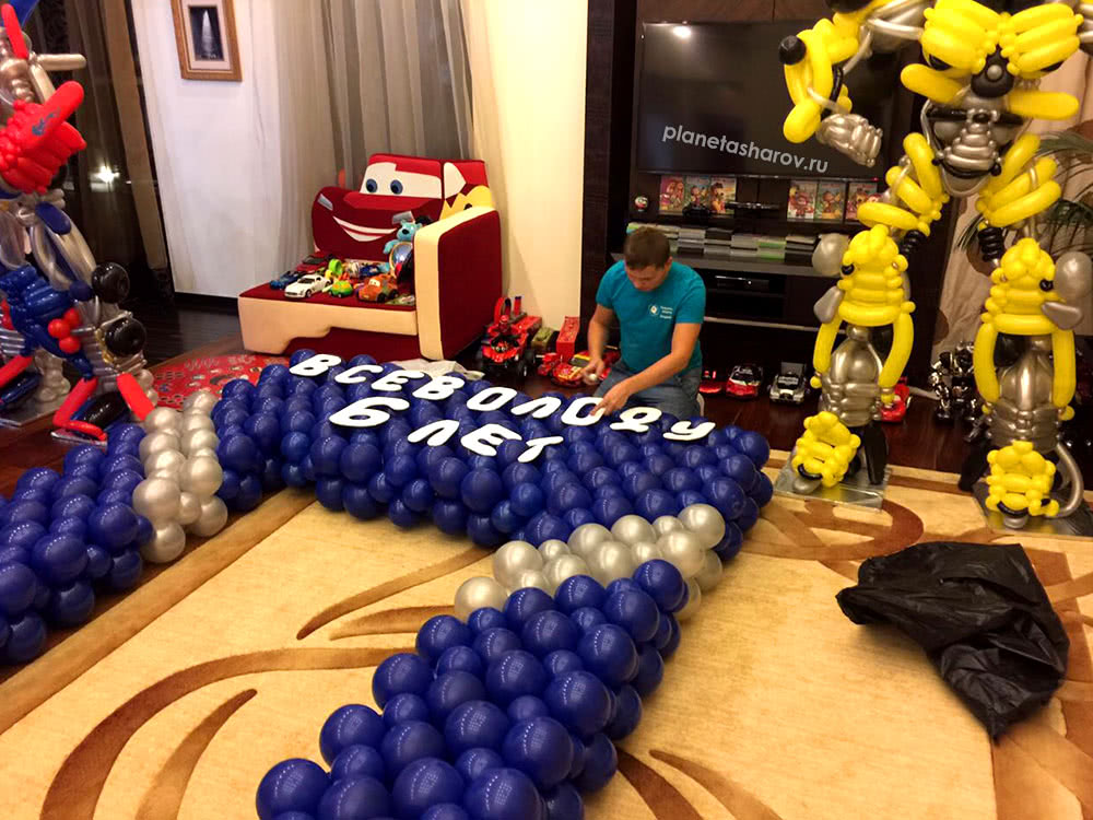 Трансформеры из шаров Трансформеры из шаров