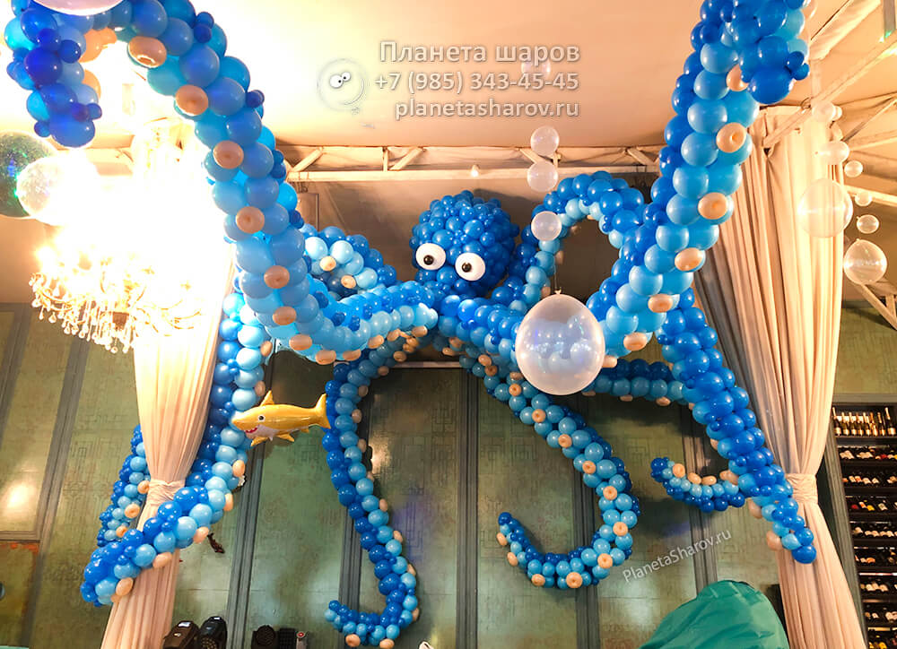 Огромный осьминог из шаров Огромный осьминог из шаров