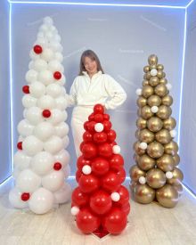 Ёлка из шаров корпоративного цвета