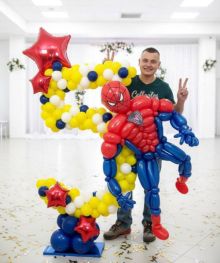 Цифра с Человеком Пауком