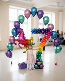 Радужная арка с Единорогом