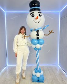 Снеговик на стойке