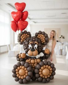 Медведь с сердечками 