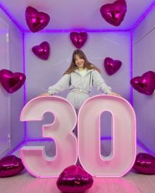 Цифры 30 с подсветкой