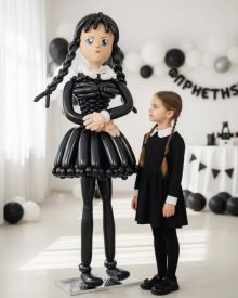 Мрачная девочка