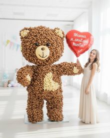 Плюшевый мишка из шаров