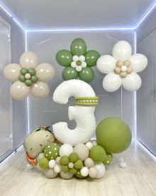 Цифра 3 с зайкой и цветочками