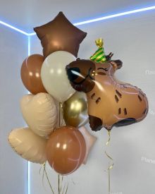 Бежевые воздушные шары с капибарой