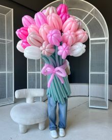 Большой букет тюльпанов