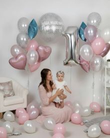 Набор с розово-серебристыми шарами