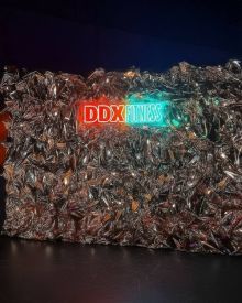 Фотозона с вывеской