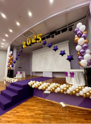 Оформление шарами выпускного в школе