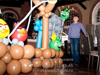 Украшение в стиле Angry Birds