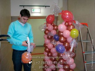Украшение магазина шарами