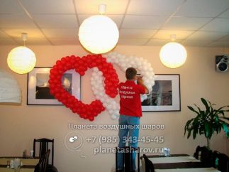 Оформление красно-белой свадьбы