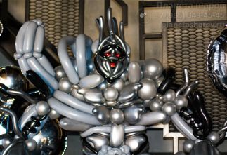 Мегатрон из воздушных шаров Мегатрон из воздушных шаров