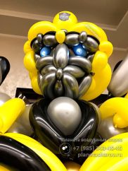 БамблБи из шаров