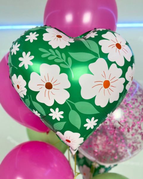 Композиция из шаров на 8 марта