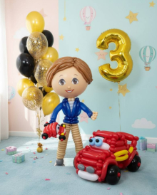 Мальчик с машинками