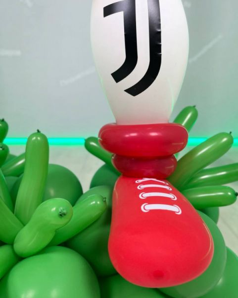 Роналдо с шарами