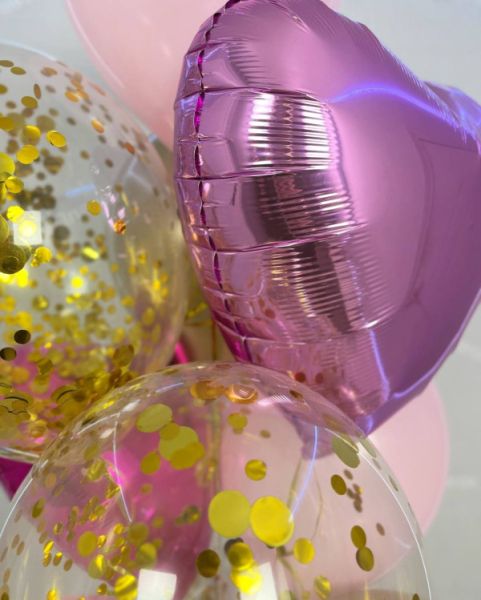 Фонтан с кошечкой и цифрой