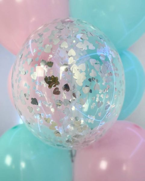 Розовый фонтан шаров