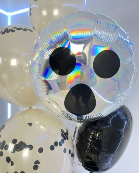 Фонтан шаров с привидениями