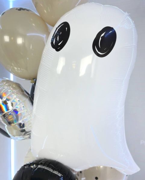 Фонтан шаров с привидениями