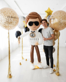 Композиция из шаров на 19 лет