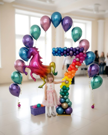 Радужная арка с Единорогом