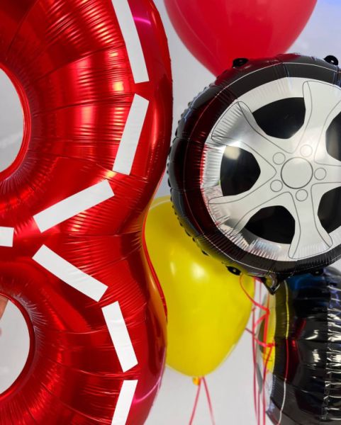 Фонтан из шаров Hot Cars