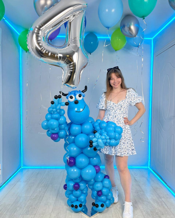 Голубой монстр