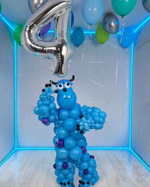 Голубой монстр