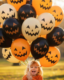 Забавные черные шары тыквы