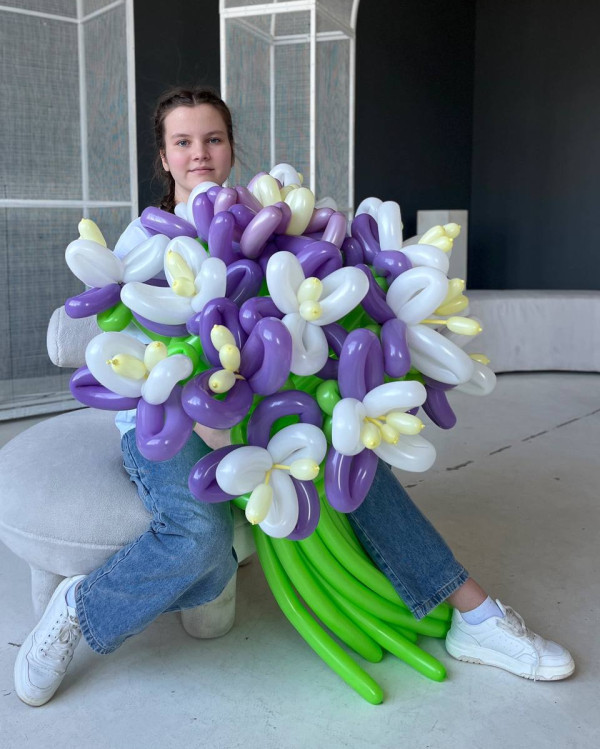 Лилии из шаров