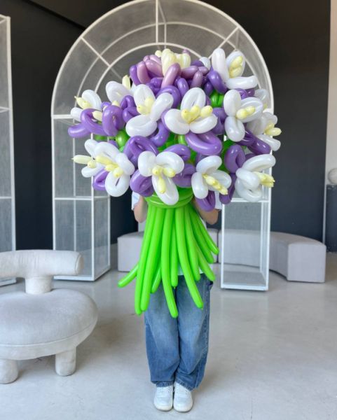 Лилии из шаров