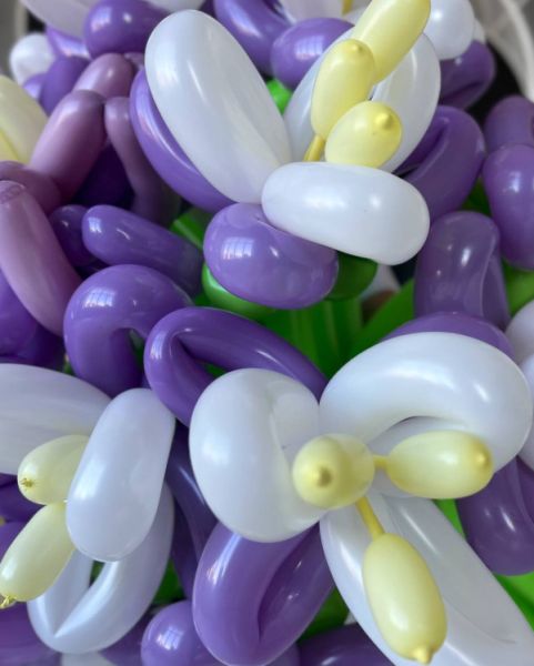 Лилии из шаров