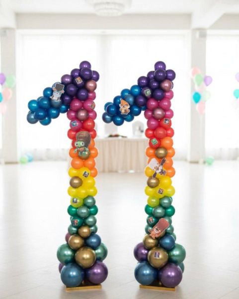 Цифра одиннадцать в стиле игры