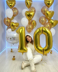 Золотая цифра 10 