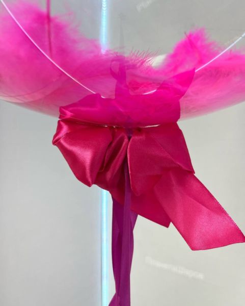 Фонтан мрамор и конфетти