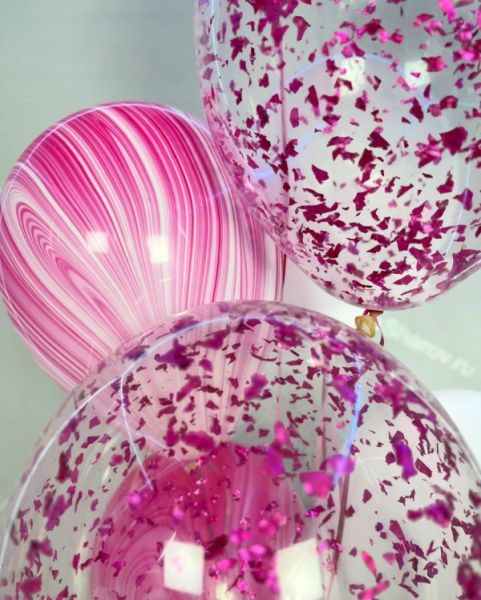 Фонтан мрамор и конфетти