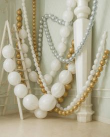 Гирлянда из шаров в один шар