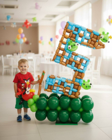 Цифра 5 из шаров Angry Birds